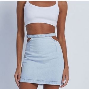 NWT WEWOREWHAT Cut Out Skirt Denim indigo comfort super ligth blue Size M $69